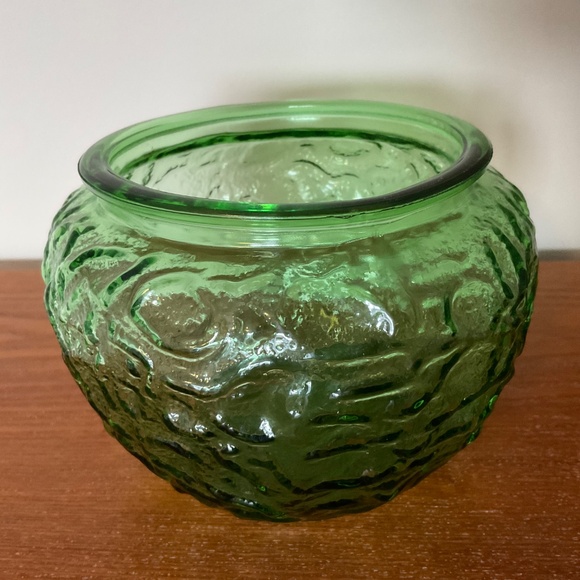 Vintage E.O. Brody Company Green Crinkle Glass Flower Vase or Bowl - Picture 4 of 16